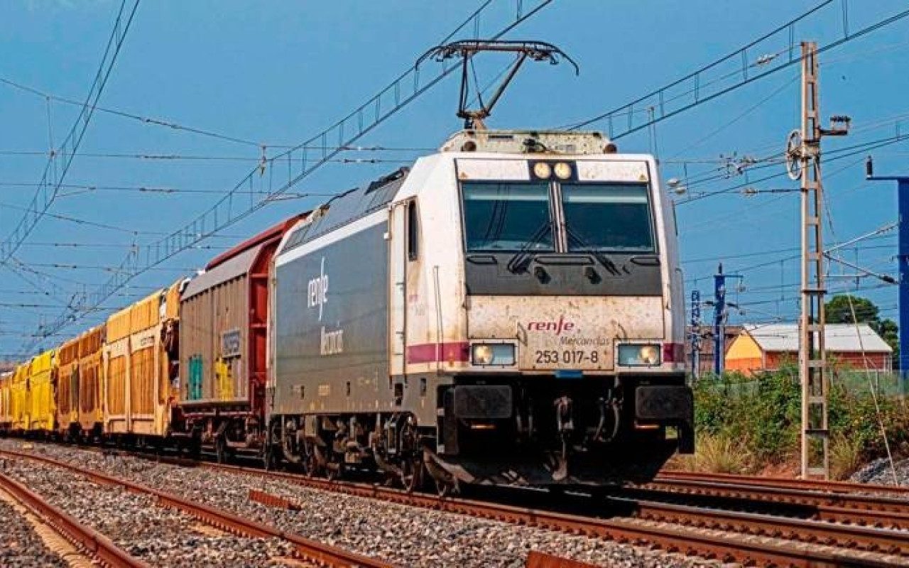 Fotografia Tren tripulat - Vista General