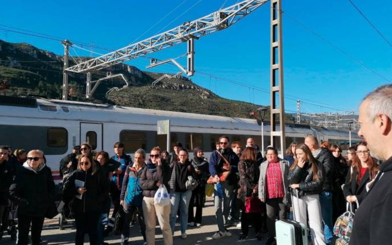 Fotografia Tren tripulat - Vista General